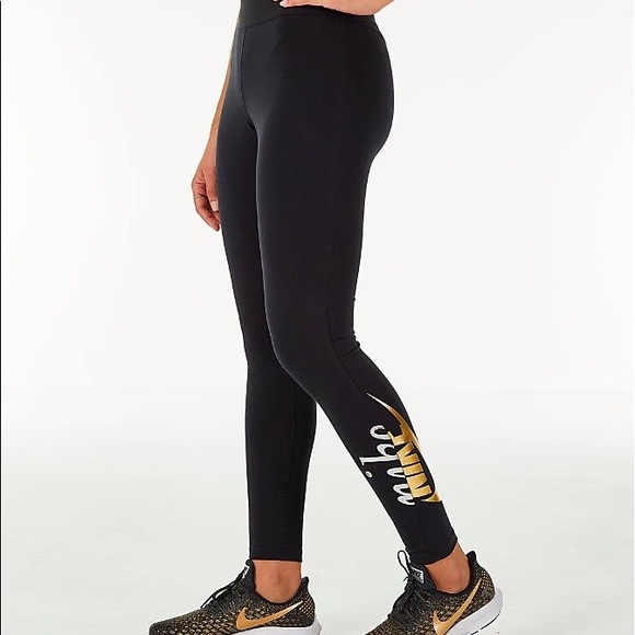Nike high waisted leggings - Picture 2 of 4